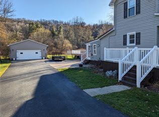 426 Derrick Rd, Bradford, PA 16701