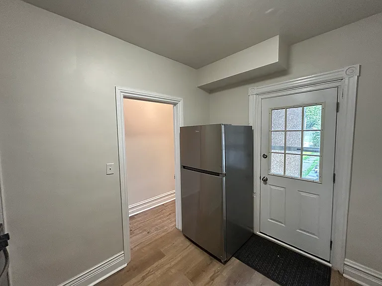 213 Front St #1 — Photo 7