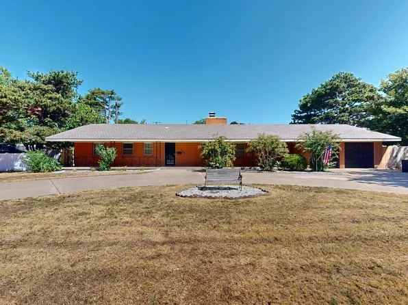 1718 Cedar Ave, Woodward, OK 73801