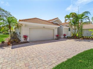 3412 Sandpiper Way, Naples, FL 34109