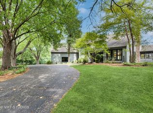 9 Gregory Ln, South Barrington, IL 60010