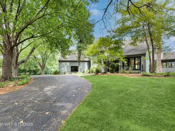 9 Gregory Ln, South Barrington, IL 60010