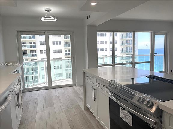 3rd image of 3400 Galt Ocean Dr APT 1403S