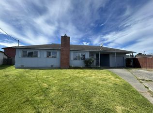 1214 Linnet Ct, Crescent City, CA 95531