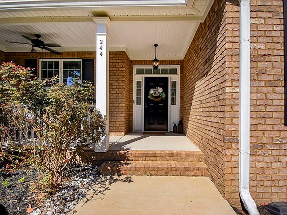 4th image of 244 Longtown Rd W