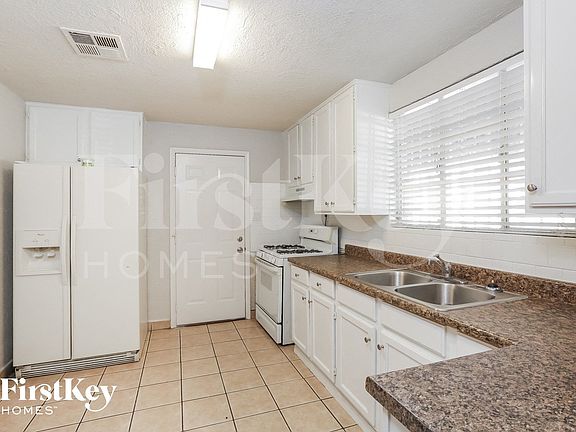 5th image of 3021 W Camelback Rd