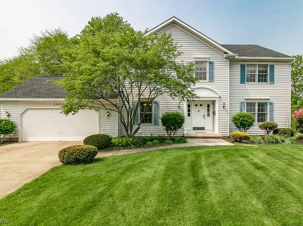 33609 Outley Park Dr, Solon, OH 44139