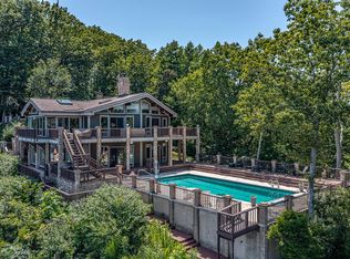 1211 Mill Creek Ln, Kilmarnock, VA 22482