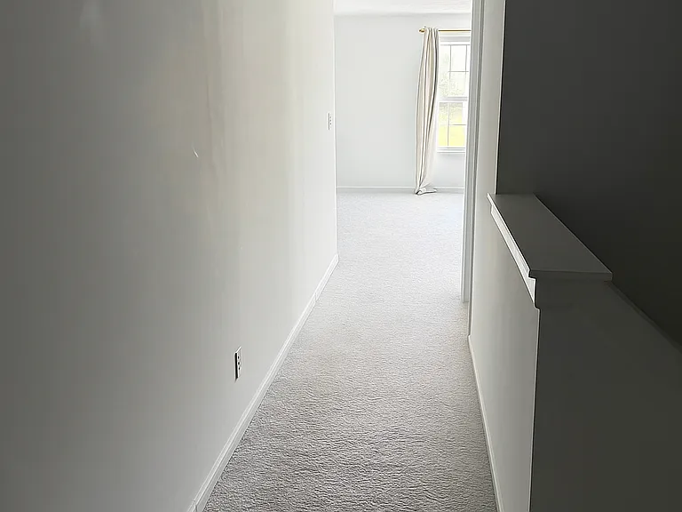 4378 Ashworth Ln — Photo 11