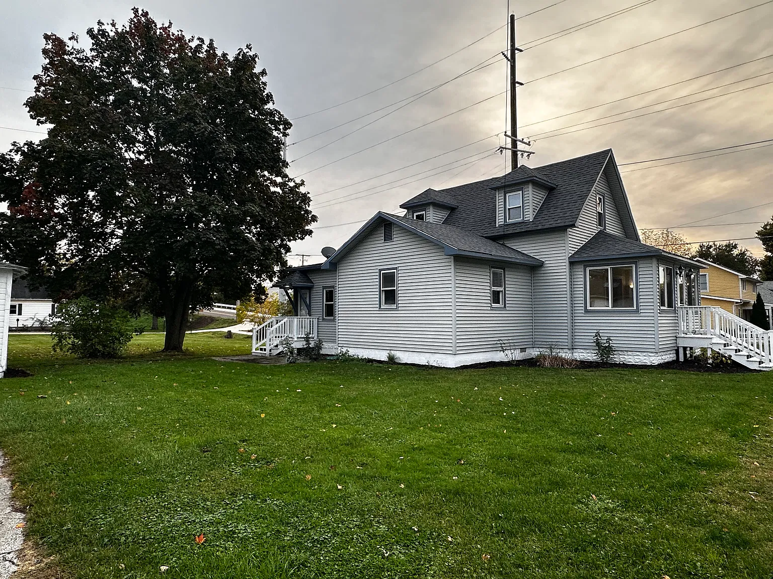 3 bed, 1500 sqft, $2,500 — Photo 2