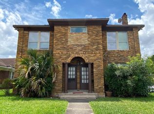 3902 Woodleigh St APT 2, Houston, TX 77023