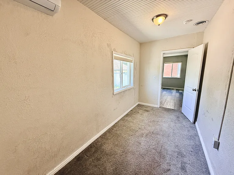 2024 Monroe Blvd #1 — Photo 5