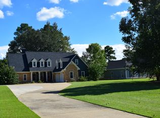 1102 River Pointe Dr, Albany, GA 31701