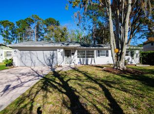 3103 Carrevero Dr W, Jacksonville, FL 32216