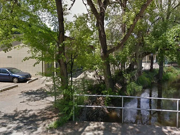 509 S Bryan Ave — Photo 29