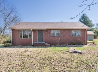 3023 Henderson Rd, Springfield, TN 37172