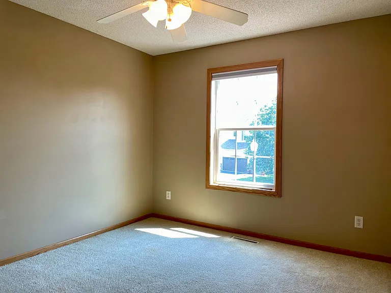 6765 Greenbriar Curv — Photo 10