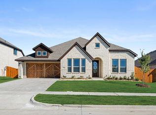 577 Red Maple Rd, Waxahachie, TX 75165