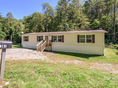 1361 Pleasant Grove Church Rd, Hendersonville, NC, 28739