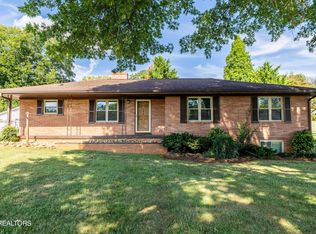 2807 Milford Ave, Maryville, TN 37804