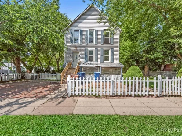 314 Liberty St, Waukegan, IL 60085