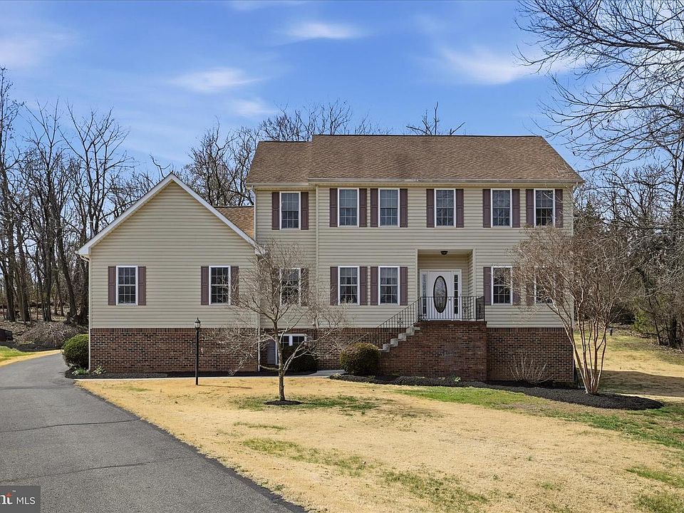 1st image of 155 Bunchberry Ridge Ct