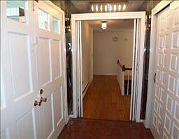 4th image of 27 Thornwood Dr