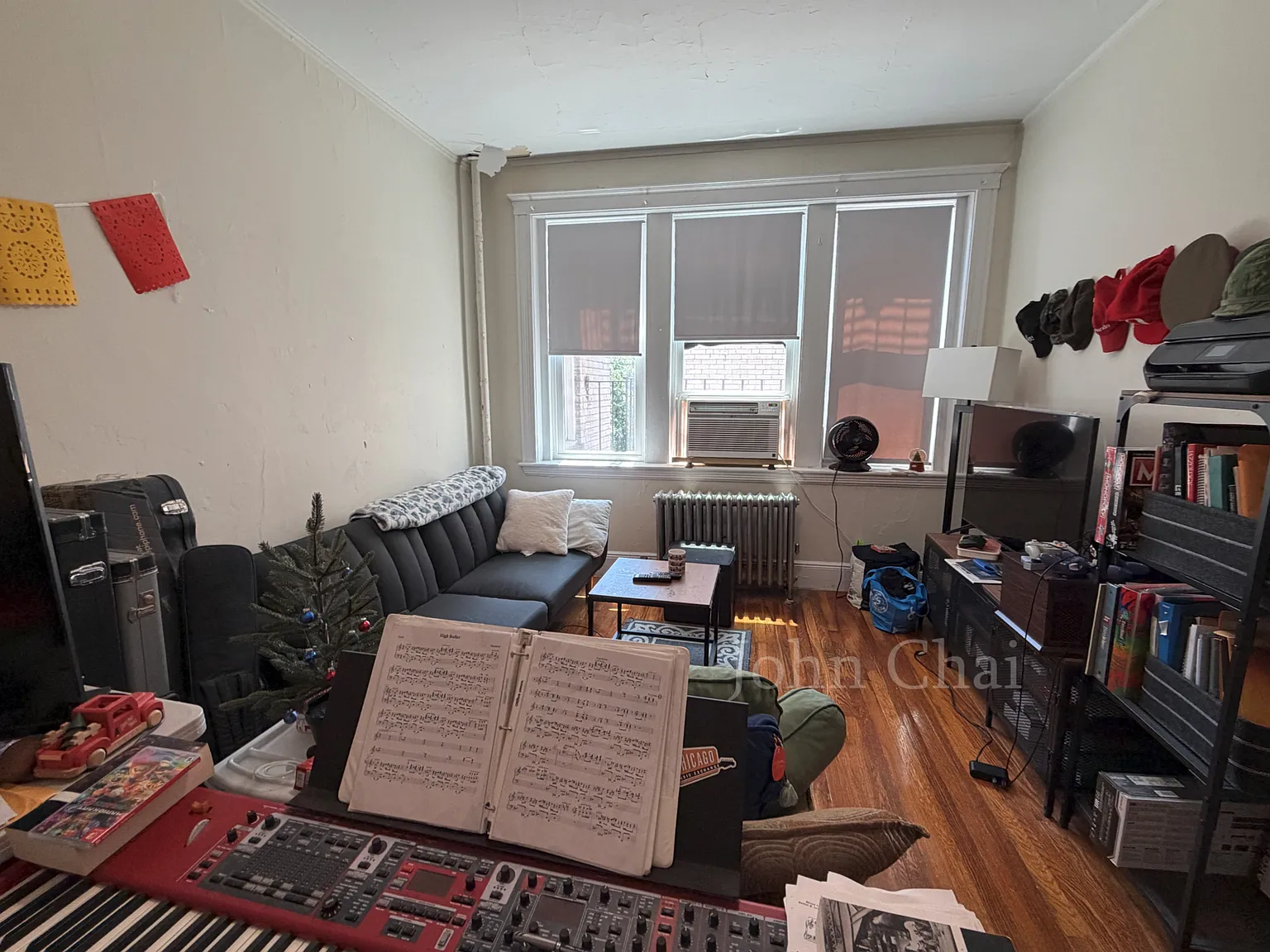 2 bed, 700 sqft, $2,375 — Photo 3