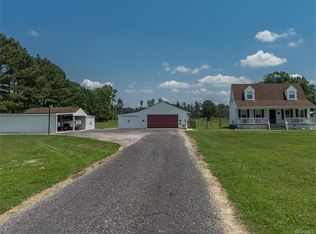 9669 Hollywood Dr, Disputanta, VA 23842