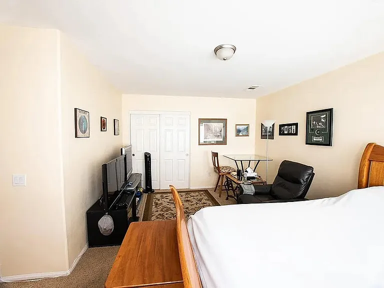 37491 Mersey St — Photo 41