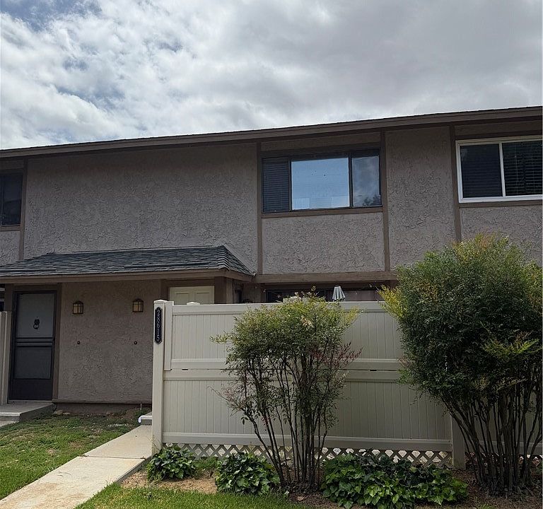 2nd image of 28615 Conejo View Dr