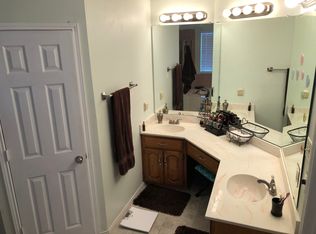 2801 Lois Ln, Rowlett, TX 75088