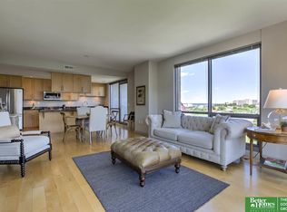 220 S 31st Ave S #3506, Omaha, NE 68131