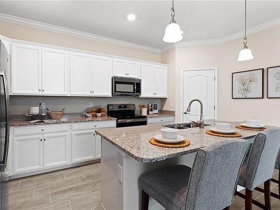 7th image of this home