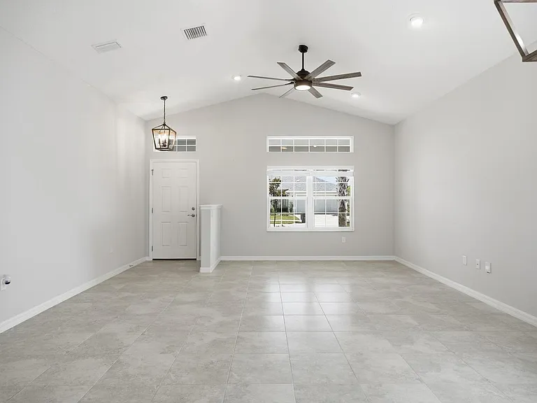 55 Matanzas Lakes Dr — Photo 10