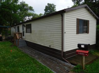 1610 Bainbridge St TRLR 20, La Crosse, WI 54603
