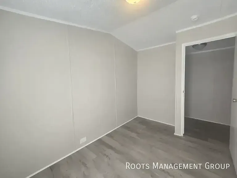 1237 Knotty Elm Loop #125 — Photo 10