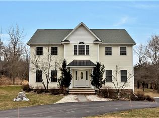 14 Goshen Rd, Chester, NY 10918