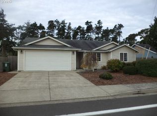 3589 Oak St, Florence, OR 97439
