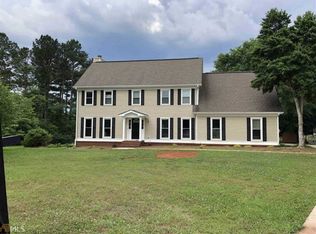150 Forrest Lake Way, Fayetteville, GA 30215