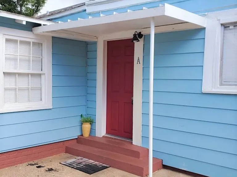3903 W Gadsden St #A — Photo 1