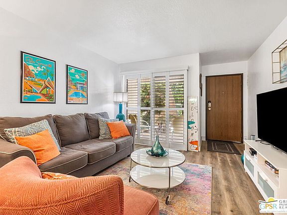 3rd image of 2810 N Arcadia Ct #108