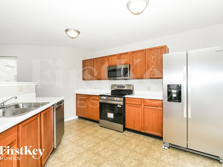 2825 Ludwig Dr — Photo 10