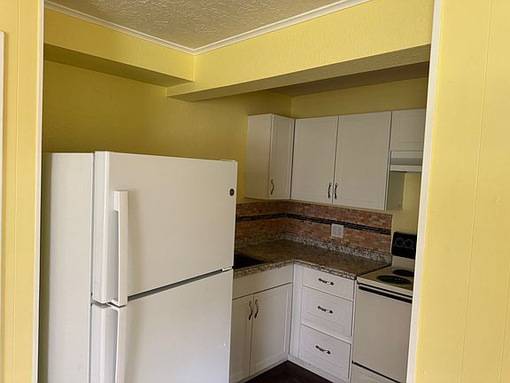 5th image of 3011 Brentwood Dr #B