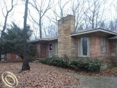 2251 Denby Dr, Waterford, MI, 48329