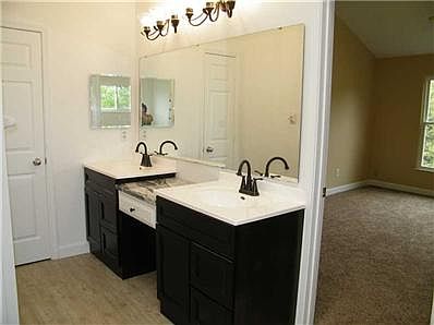 Master Bath/Spa.