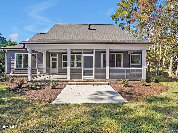 4th image of 516 Genoes Point Road SW