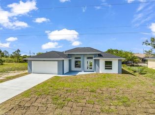 2812 13th St SW, Lehigh Acres, FL 33976