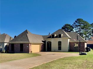 3577 Lakeside Dr, Shreveport, LA 71119