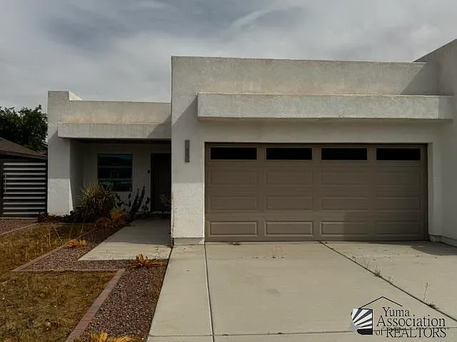 2 bed, 2.0 bath, 1004 sqft, $1,600 — Photo 1